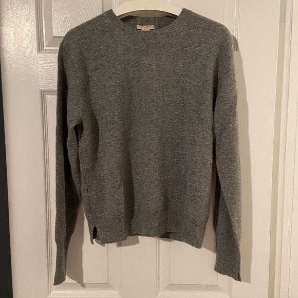 NWT! H&M premium quality cashmere sweater - Picture 1 of 4